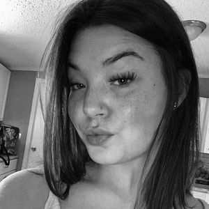 Meet your Posher, Bri